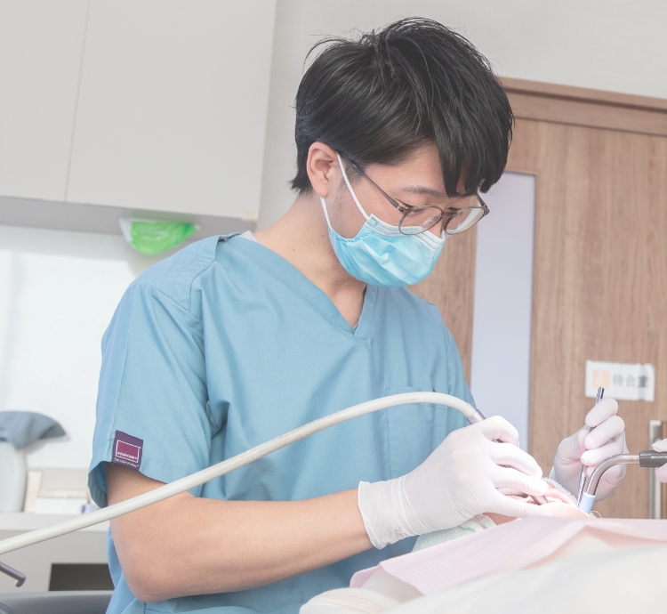 あだちみなと歯科